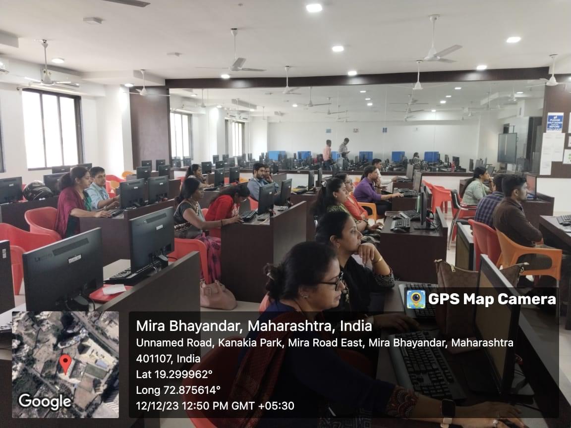 Shree L. R. Tiwari Degree College of Arts, Commerce and Science Mumbai Computer Lab photo 4